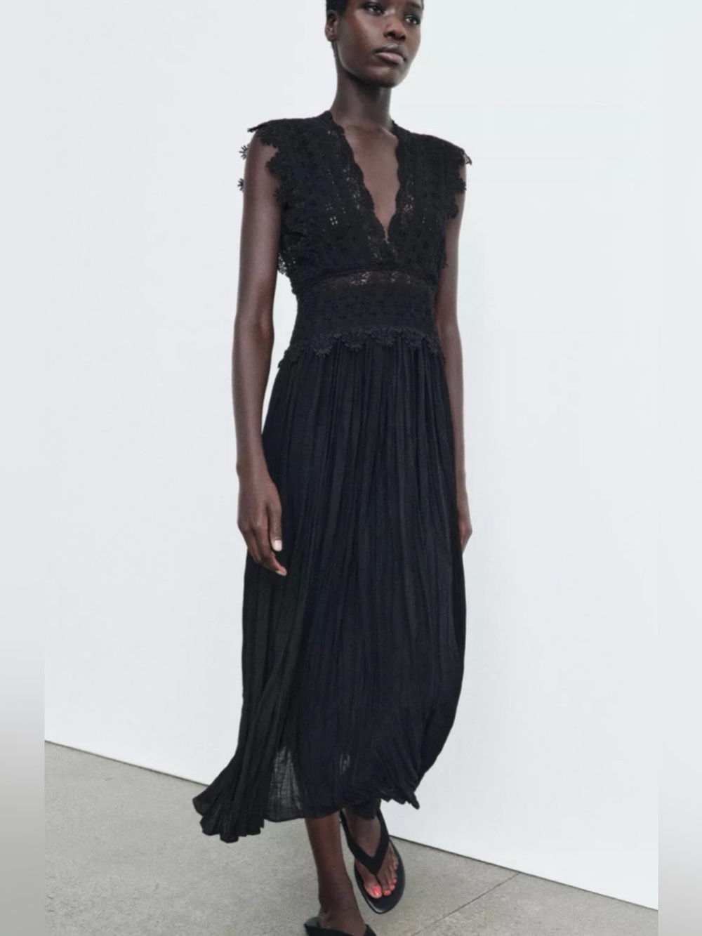 Zara ZW Collection Black Pleated Lace Midi Dress size XS
